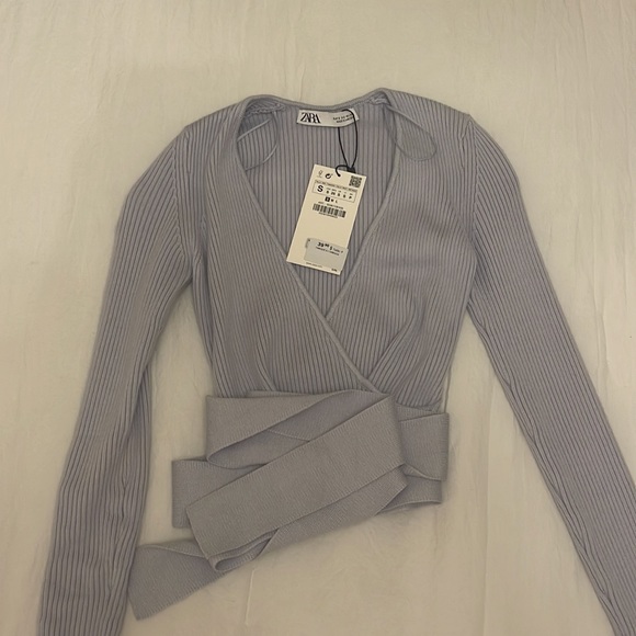 Light Blue Top - Picture 3 of 3